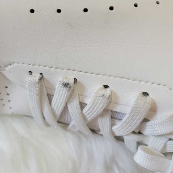 On Cloudtec  Running Men's White and Gray Sneakers - Picture 16 of 16